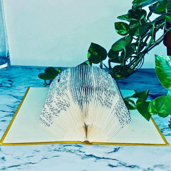 Upcyceld Vintage Book Decor Folded Book Art / 3D Book Sculpture / Book Origami - Picture 3 of 9